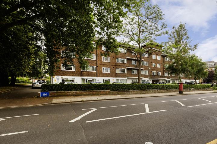 Modern Apartment Marlow Court, Kilburn